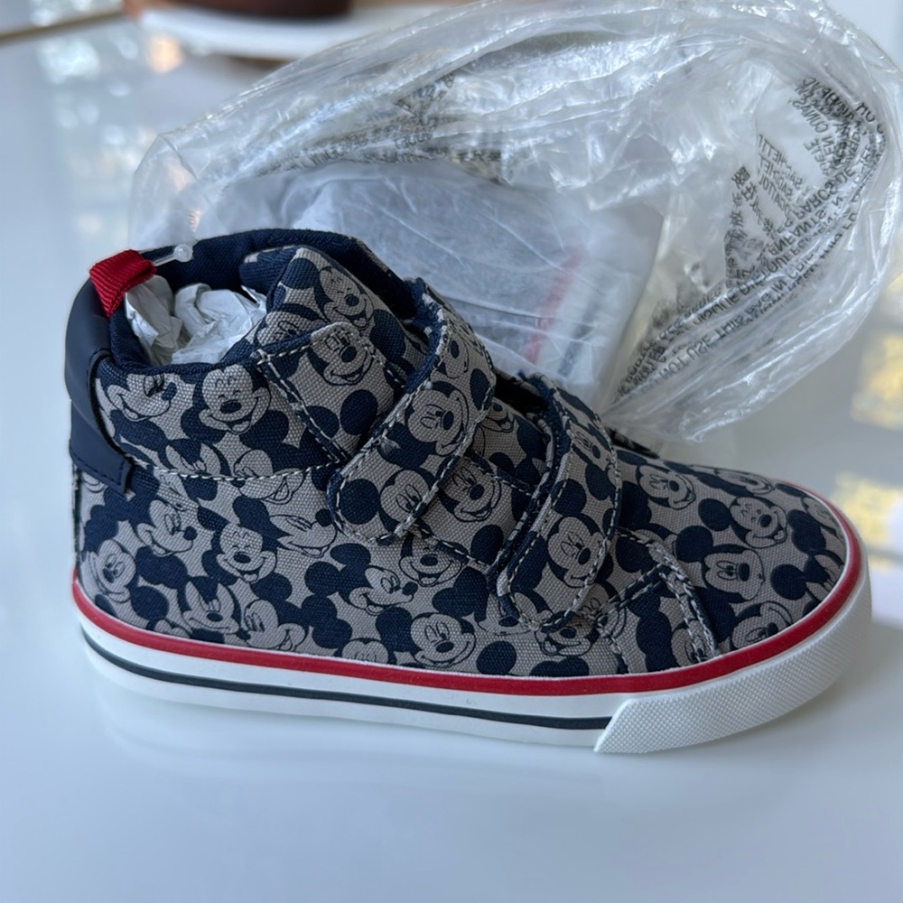 Toddler size 10 Mickey Mouse Gap shoes